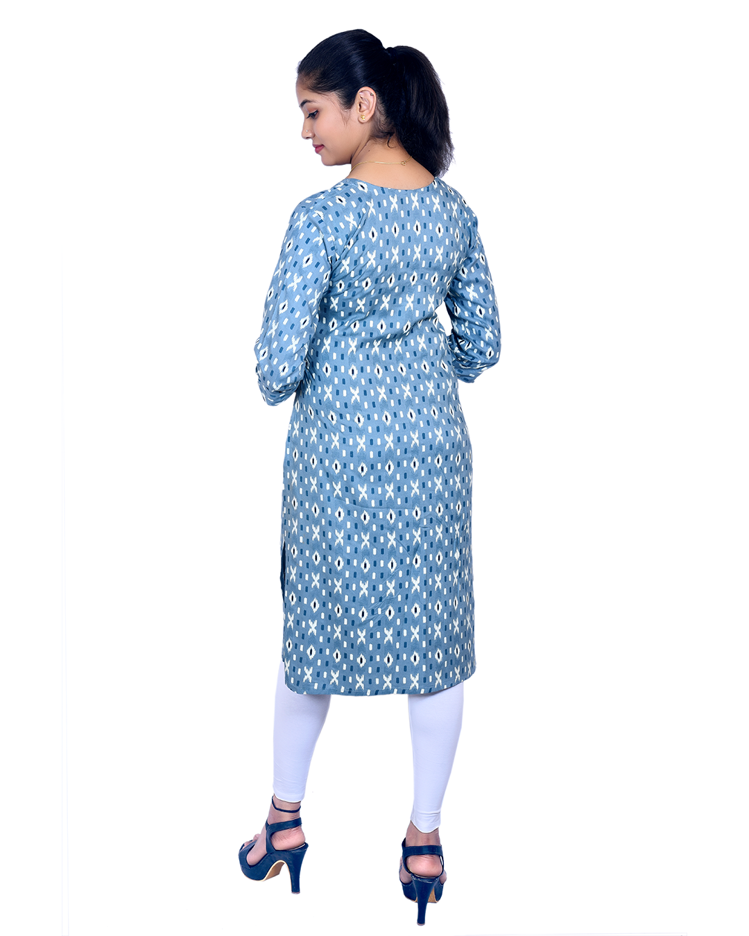 Blue Ikat Print Cotton Kurti – Round Neck, Front Buttons, 3/4 Sleeves – Casual Cotton Kurta for Women