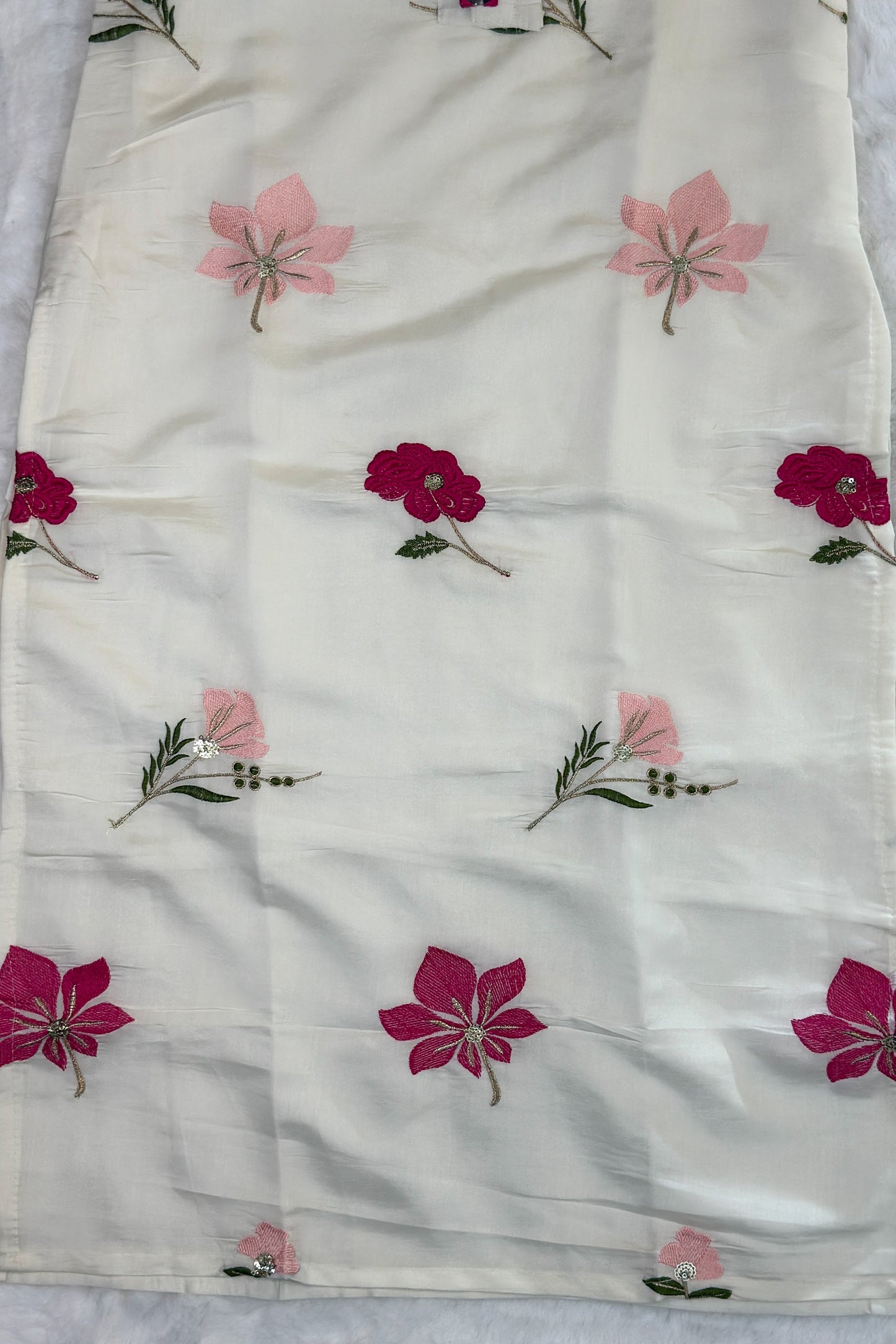 White Embroidered Mirror-Work Festive Kurta Set – Rang Sootra Charm