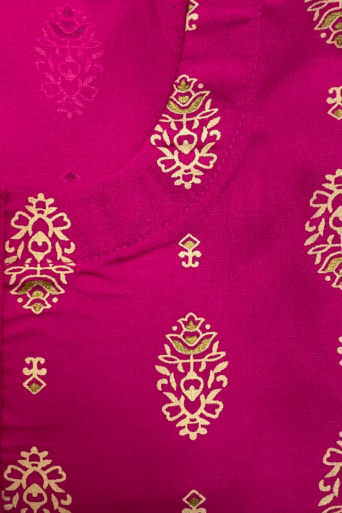 Women's Magenta Ryan Cotton Kurti – Festive Bloom Print with Elegant Button Detail