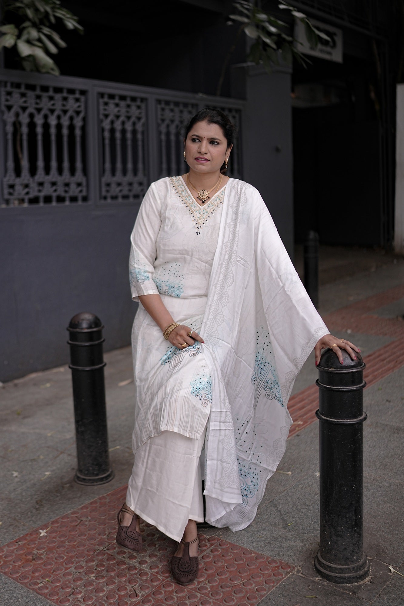 Ivory & Aqua Embroidered Festive Kurta Set – Rang Sootra Serenity