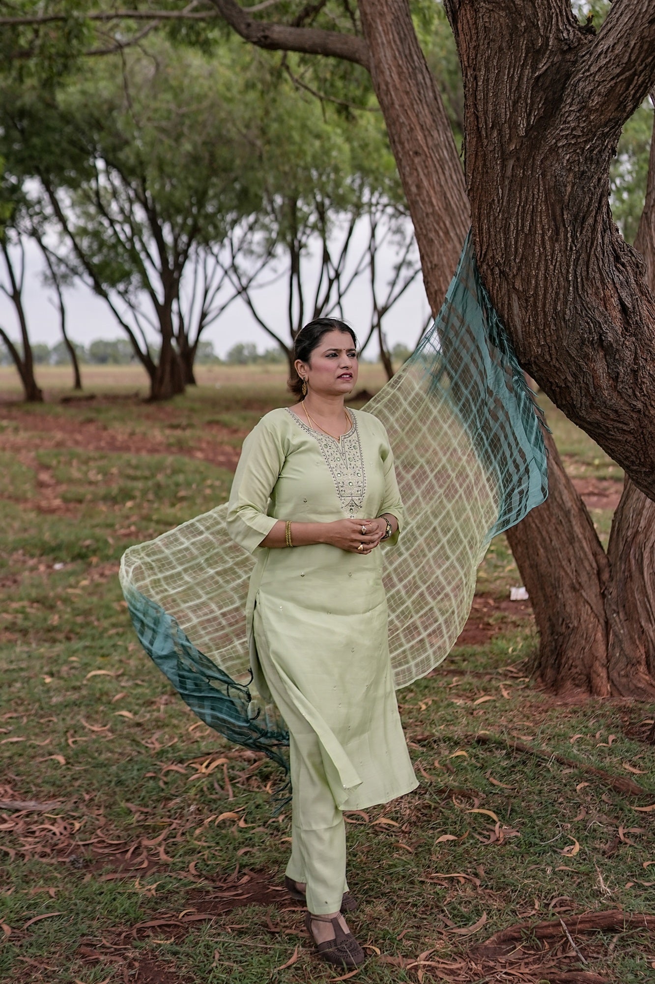 Meadow Glow Festive Set – Subtle Charm by Rang Sootra