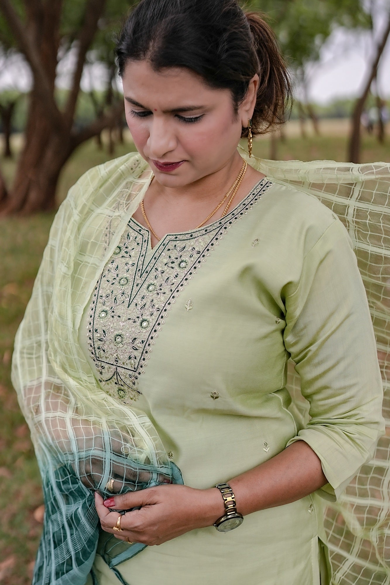 Meadow Glow Festive Set – Subtle Charm by Rang Sootra