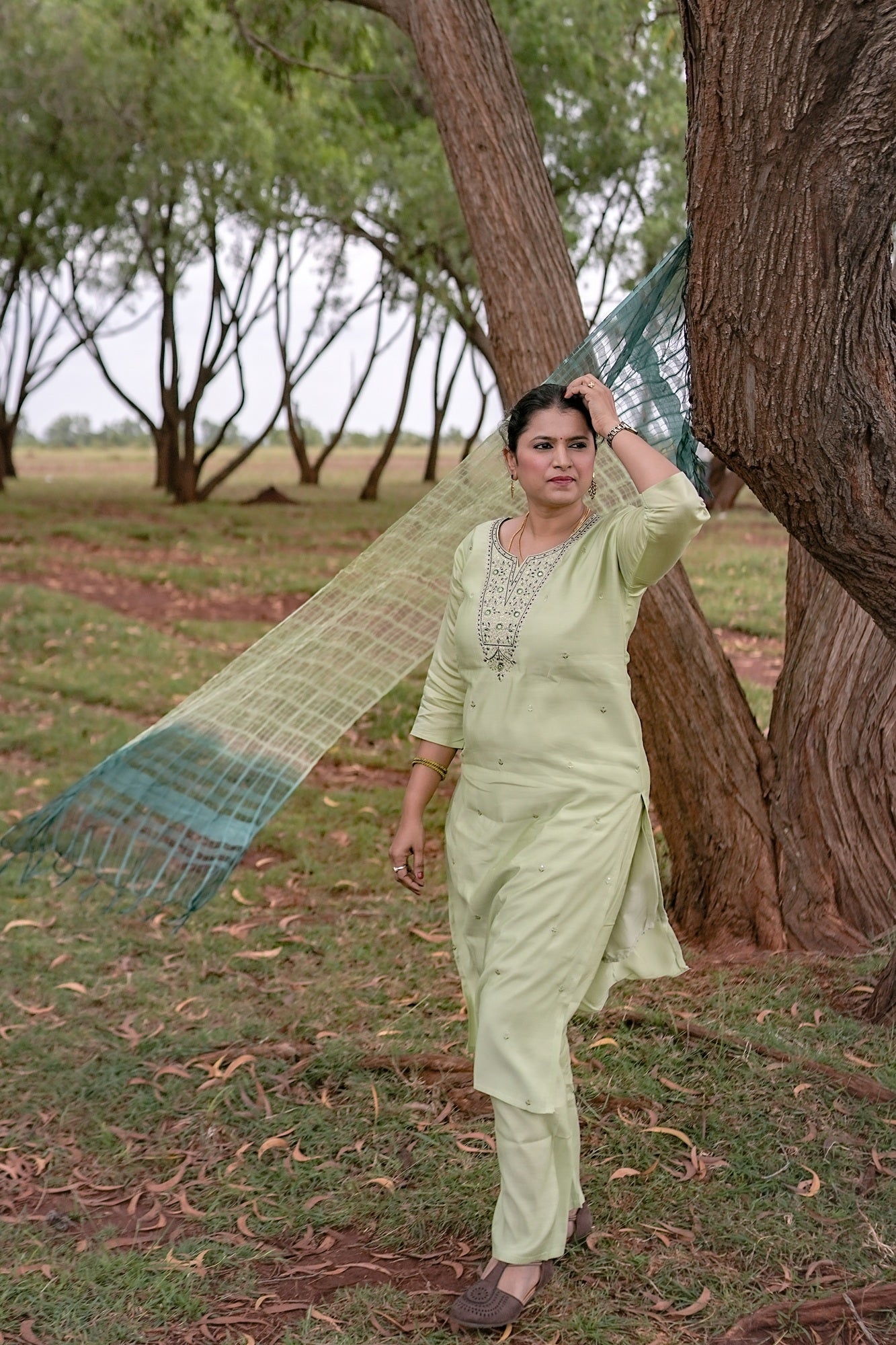 Meadow Glow Festive Set – Subtle Charm by Rang Sootra